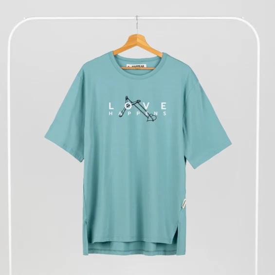Unisex T-shirt “Love happens” T-shirts  - 3