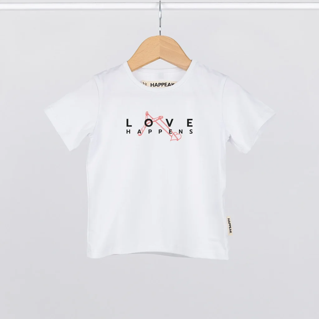 Kids T-shirt “Love happens” Clothing  - 2