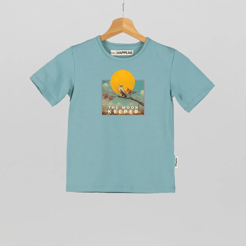 Kids T-shirt “The moon keeper” Clothing  - 4